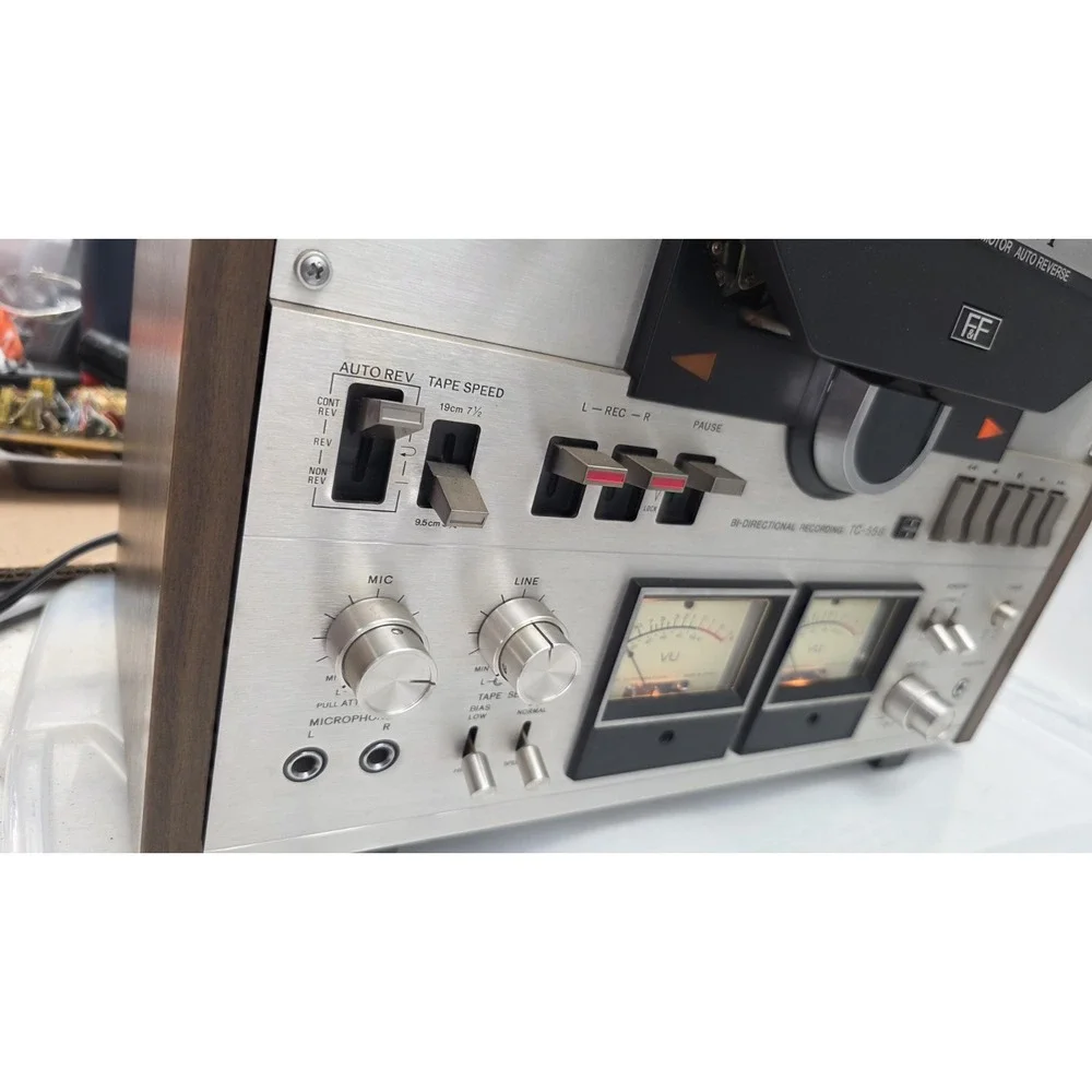 Sony TC-558 Stereo Reel to Reel Tapecorder  Vintage Condition